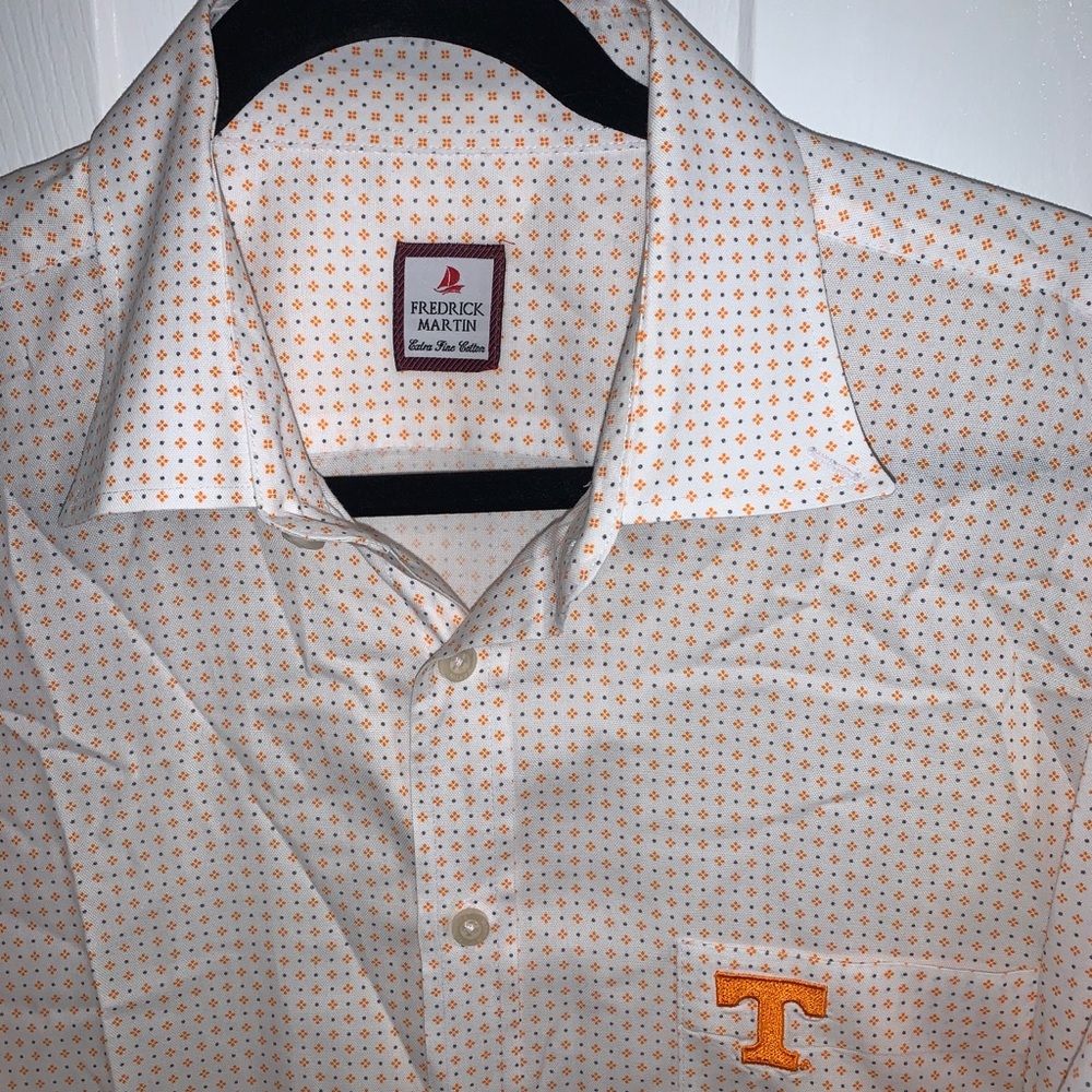 Fredrick Martin Mens Dress Shirt.